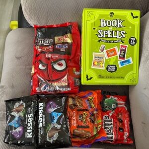 Book of Spells Party Favor Set with Assorted Candy